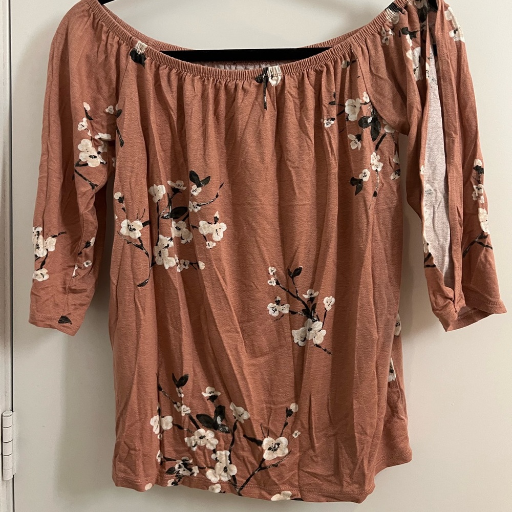 Women floral top
